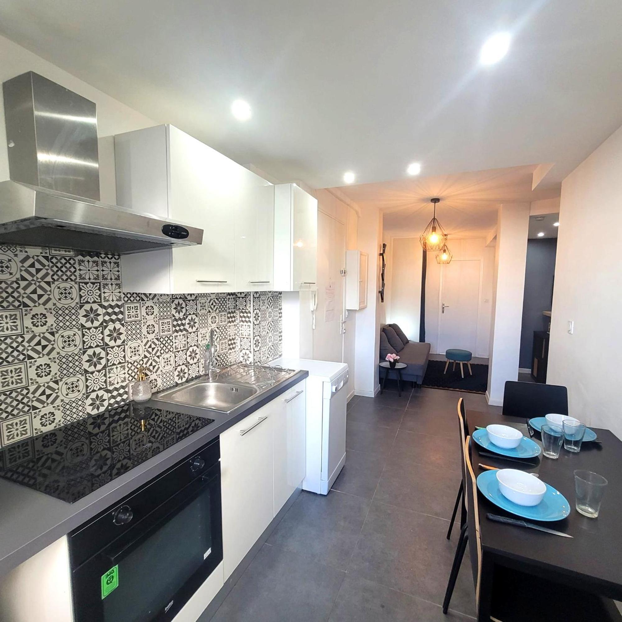 Le Meney Apartment